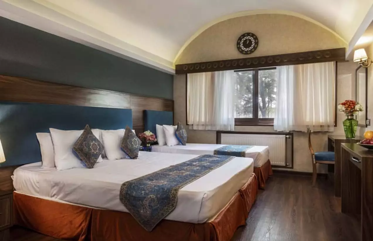 هتل پارسیان یزد